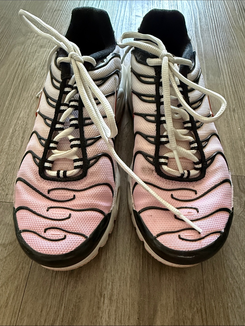 Women's Nike Air Max- animal instinct size 7